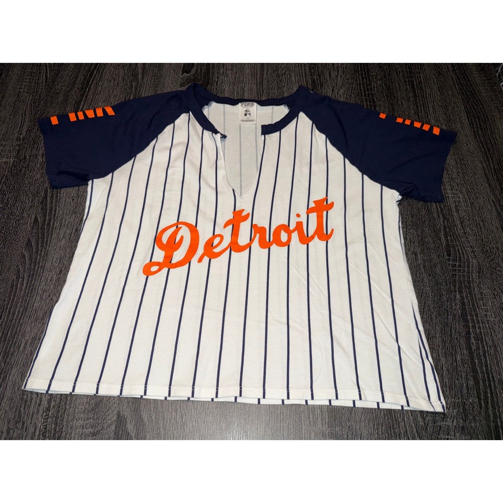 PINK Victoria's Secret Detroit Tigers MLB Baseball  L New Era Collab Athleisure